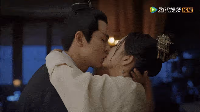10位最會接吻男星!《熾道》王安宇吻得帶感、李現吻得霸道、楊洋也好會親!