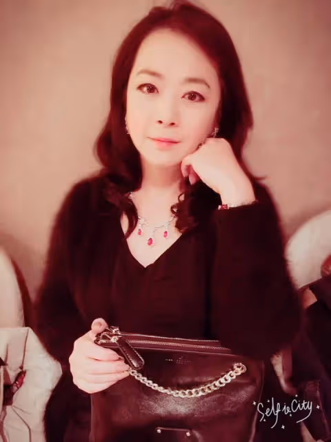 人生太無常！《庭院深深》女星「接連送走雙親」逼自己正視臨終　紅眼眶喊「不願走後折騰丈夫」：別在病榻前掙扎