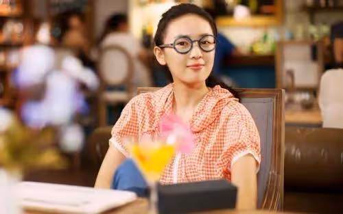 被封小章子怡!與男老師亂來「被星二代男友教訓」名聲全毀 轉身嫁大17歲富商「勇奪視後翻身」讓酸民閉嘴