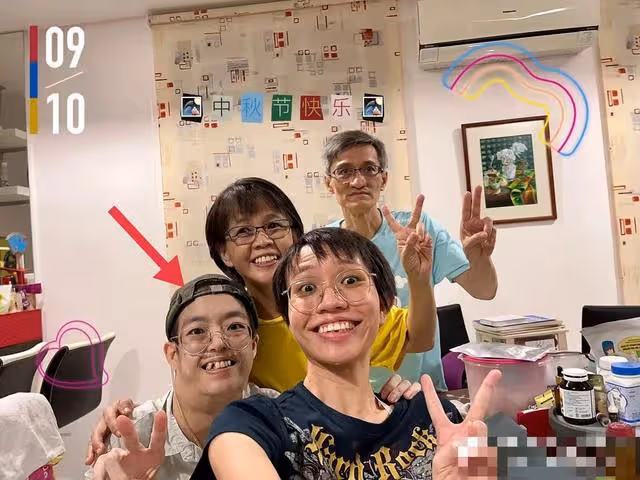 32歲歌手沈妙極淋巴癌去世!脖子腫大疼痛難忍,最後露面笑容燦爛
