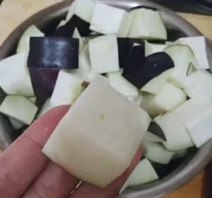 麻椒燜茄丁