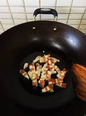 麻椒燜茄丁