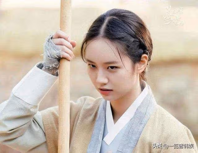 李惠利近照展現清純美請回答1988成德善改變人生 與柳俊烈蜜戀5年