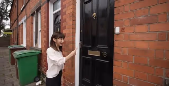 催淚!90後TVB前監製不幸患癌兼焦慮症,與男友移居英國養病