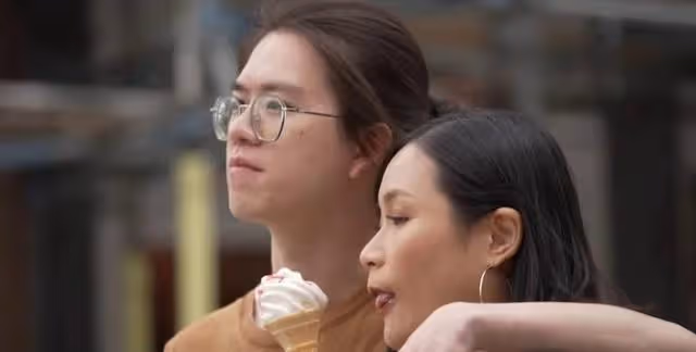 催淚!90後TVB前監製不幸患癌兼焦慮症,與男友移居英國養病