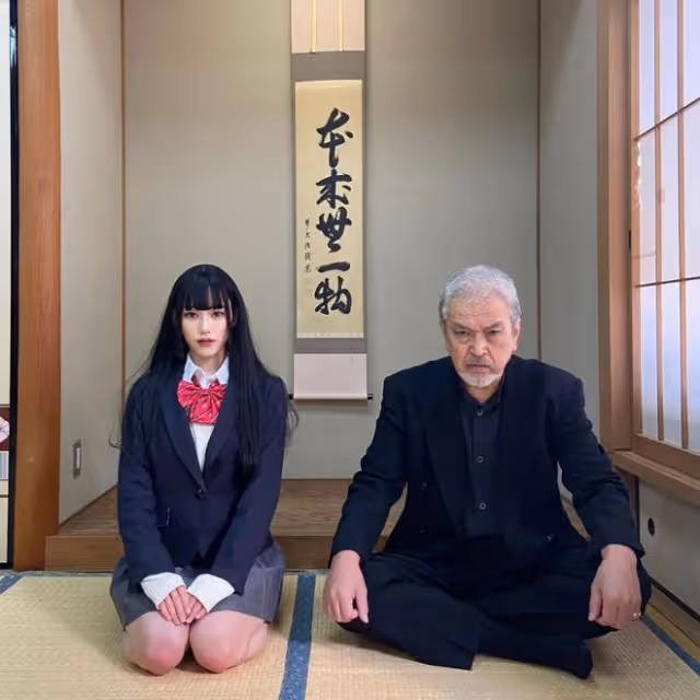 日本00後「黑道千金」又美又颯火爆全網,全家高顏值亮相!