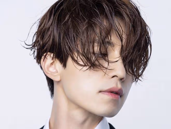 征服國民初戀的男人!大眾男神李東旭,年過四十也不顯老?