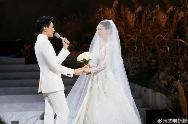 袁詠儀早年訪問被翻出 與張智霖「恩愛夫妻」人設徹底瓦解 ?