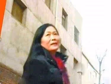 為了鞏俐,張藝謀與前妻肖華離婚,肖華現在過得怎麼樣了?