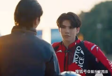 《愛在空氣中》原著小說叫什麼？《愛在空氣中》什麼時候更新？一共多少集？
