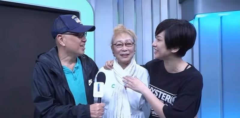 72歲「梅超風」近照曝光!初入行被禁止戀愛結婚,至今仍單身一人