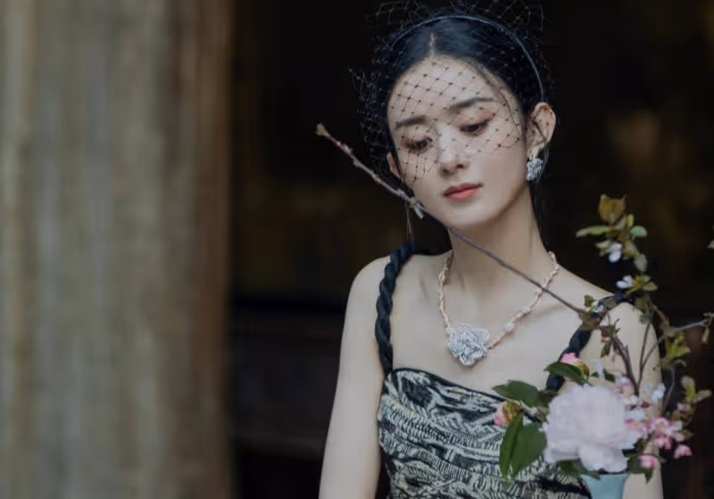 趙麗穎採訪顏值逆天，推薦新歌是兒子喜歡聽的？直言感謝粉絲陪伴
