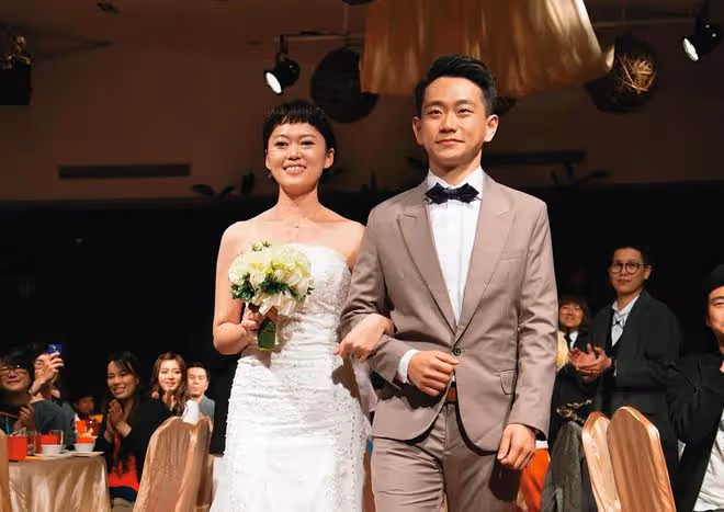 男星離婚1年遭前妻控訴出軌家暴!曾陪妻抗癌4年,稱出軌理所當然