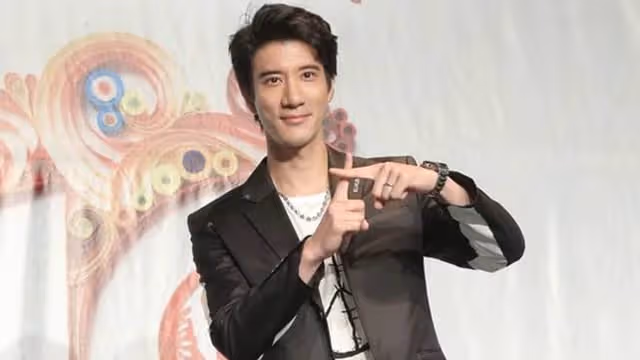 與李靚蕾離婚官司未落幕　傳王力宏捲入2紛爭遭罰款！
