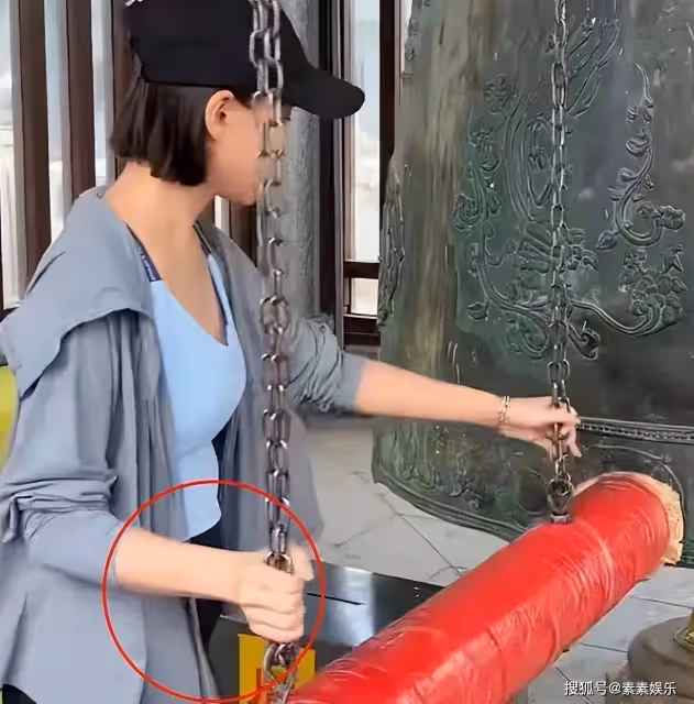 何超蓮第二次疑似懷孕現身，改稱竇驍為老公，雙方好事將近？