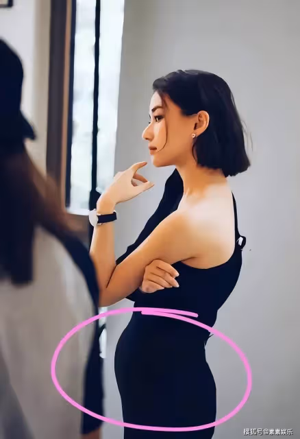 何超蓮第二次疑似懷孕現身，改稱竇驍為老公，雙方好事將近？