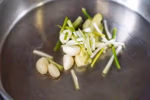 毛豆燒小公雞
