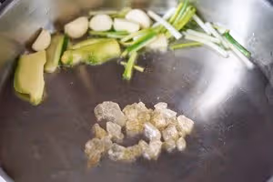 毛豆燒小公雞