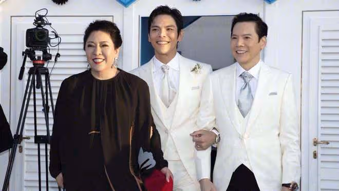 8位「老賴」明星,有人欠2億,有人欠錢10年不還,有人給債主下跪