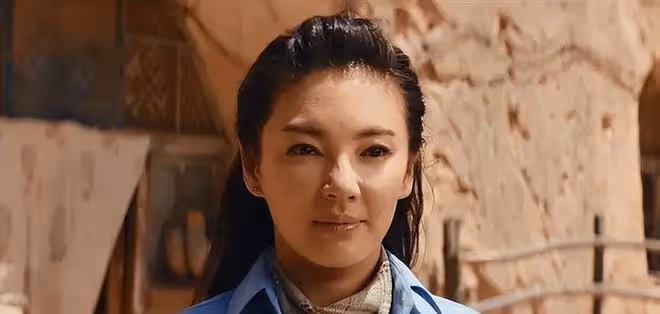 饅頭臉、鬥雞眼、通天鼻,影視劇中的「假臉」為何越來越多了?