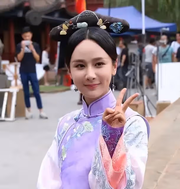 饅頭臉、鬥雞眼、通天鼻,影視劇中的「假臉」為何越來越多了?