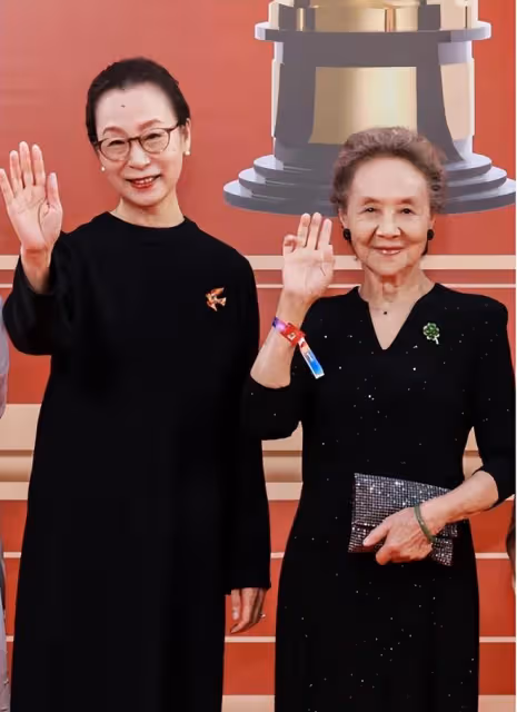 饅頭臉、鬥雞眼、通天鼻,影視劇中的「假臉」為何越來越多了?
