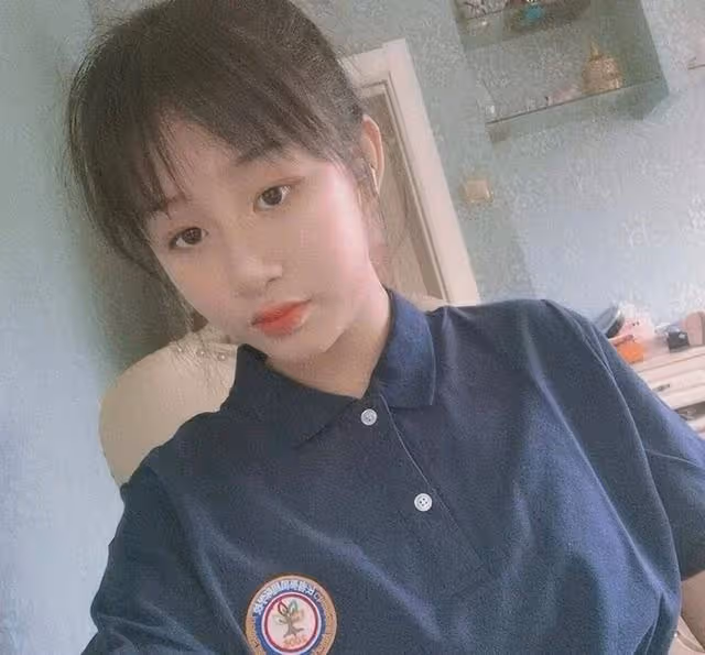 貴氣!知名港星13歲女兒讀國際學校學費超21萬,條件優越引羨慕