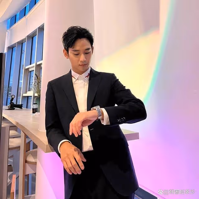 金秀賢見面會貴出天際?粉絲花近2億韓元參加 憑都敏俊成三料視帝