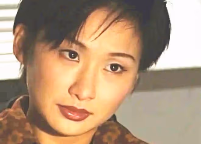 51歲知名女星宣稱不會結婚!不介意男友另結新歡,兩人兒子已16歲