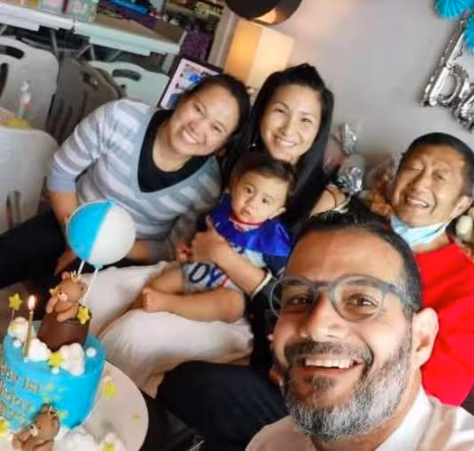 76歲鄭佩佩太幸福,滿堂兒女皆孝子,不枉經歷八次懷孕之苦!