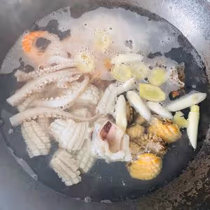 一吃就上癮的麻辣小海鮮（撈汁小海鮮）