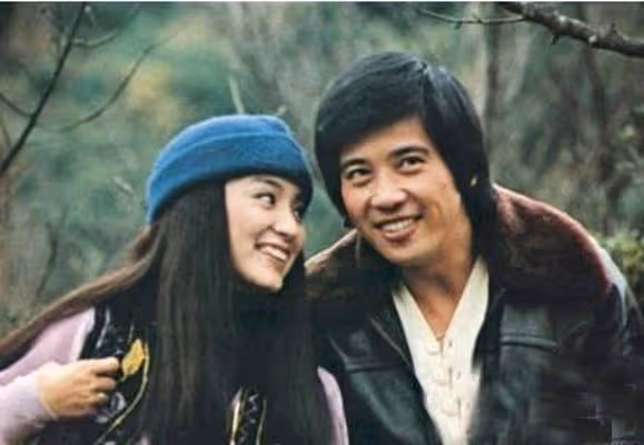 她是可以和山口百惠和奧黛麗·赫本比美比演技的中國女星