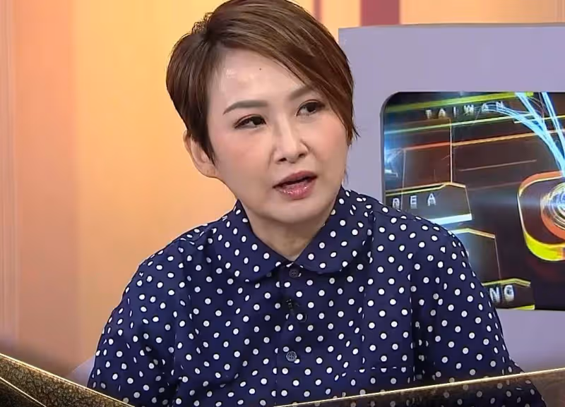 51歲女星宣布不結婚!別介意男友有新戀情,兩個兒子都16歲了