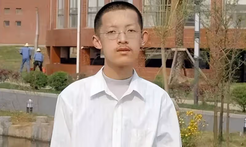 22歲北大才子,突然決絕出家,氣病父母,轟動全國,現在他後悔了