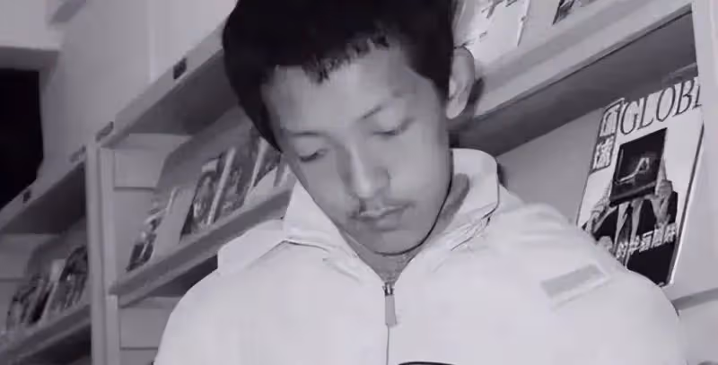 22歲北大才子,突然決絕出家,氣病父母,轟動全國,現在他後悔了