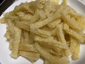 大蒜炒皮肚(炒肉皮)