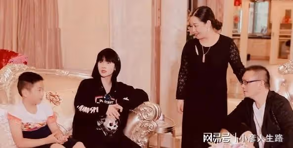 周震南父母再成老賴是該說給的教訓不夠還是該說老賴之子太好當