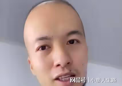 網紅辛巴豎大拇指,盛讚辛吉飛:不愧是我「老辛家人」,真敢說