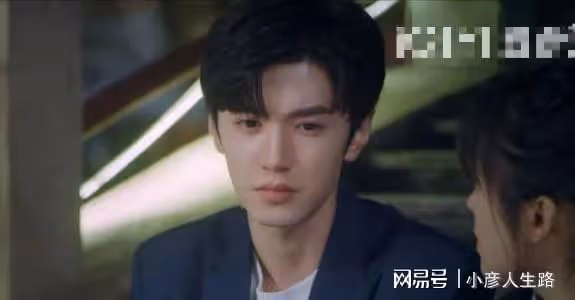 從年輕周一圍到低配黃軒,這6組撞臉的男星,把我看「臉盲」了