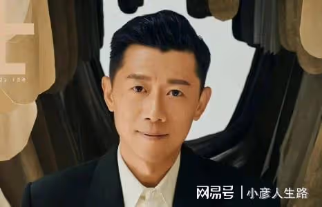 從年輕周一圍到低配黃軒,這6組撞臉的男星,把我看「臉盲」了