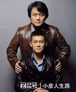 「面帶苦相」的8位男星:明明五官很帥氣,湊一起卻越看越「喪」