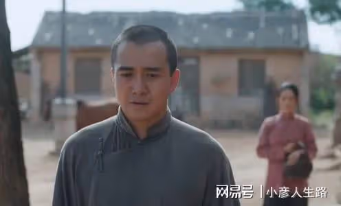 「面帶苦相」的8位男星:明明五官很帥氣,湊一起卻越看越「喪」