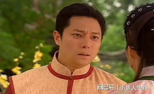 「面帶苦相」的8位男星:明明五官很帥氣,湊一起卻越看越「喪」