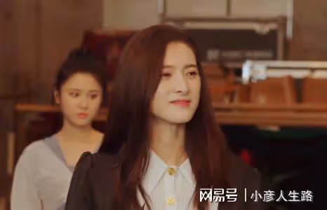 頂著男人名卻長了一張絕美臉,借白百何這股東風,隋俊波也該火了