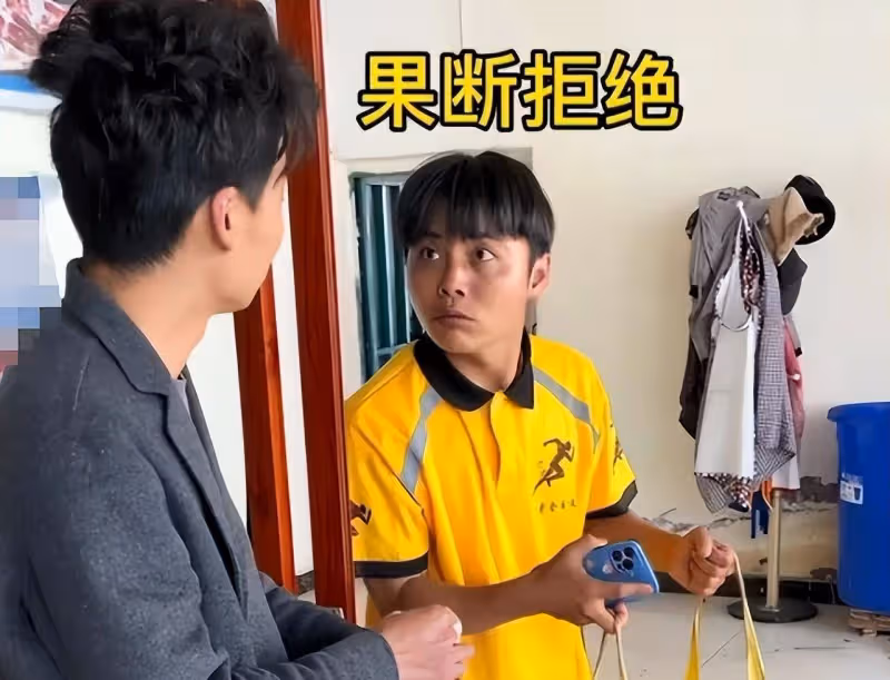盤點與經紀公司分手的前5名網紅:海陽患抑鬱症,默尼耶被騙近4000萬