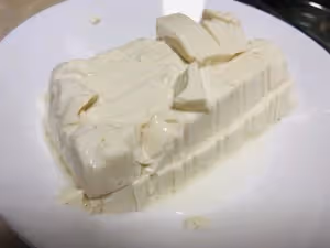 番茄金針菇豆腐湯