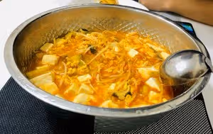 番茄金針菇豆腐湯