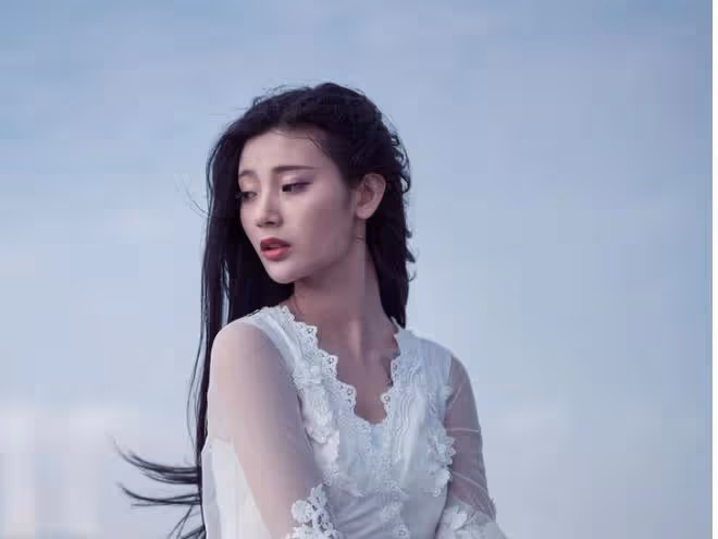 老公仗著工資比我高，逼我當全職主婦照顧婆婆，我毅然選擇離婚