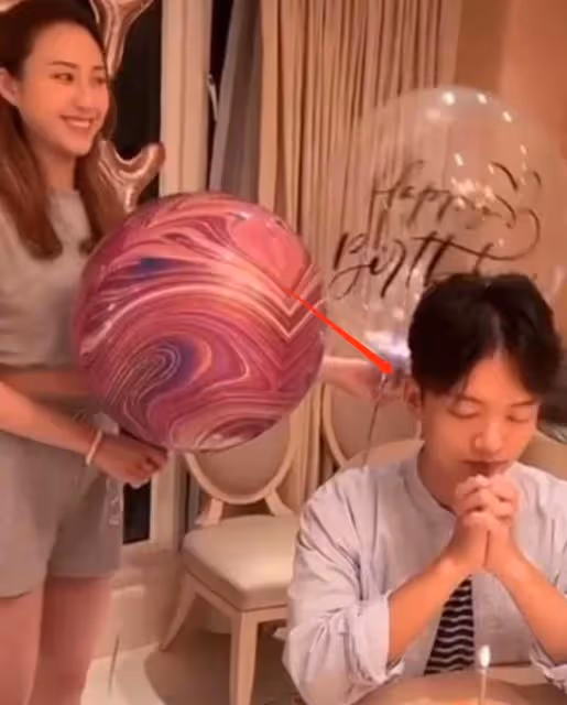 何超雲被求婚,男方小她4歲,是消防隊長月薪3萬,而她零花錢就近10萬