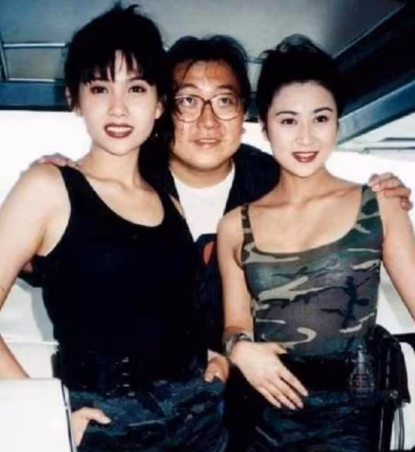 「爛片導演」王晶,擁有無數個「晶女郎」,但結髮妻子從未改變